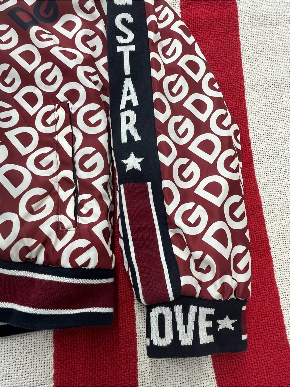 Dolce & Gabbana Burgundy Logo-Print Kids Puffer Jacket Boys Size 5